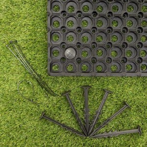 rubber-grass-mats-23mm-thick-150x100cms-cw-pegs-ties